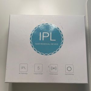 IPL hair removal device